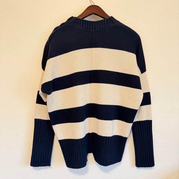 BROCHU WALKER CY Striped crewneck Sweater cream and navy blue, size XS - Picture 8 of 14